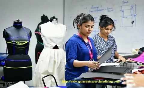 Exploring Career Opportunities Through a Fashion Designing Course in Jaipur
