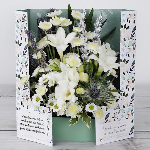 How to Choose Meaningful Sympathy Flowers and Write Heartfelt Condolence Messages